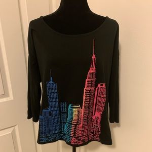 ☀️2 for $20☀️ New York City skyline shirt